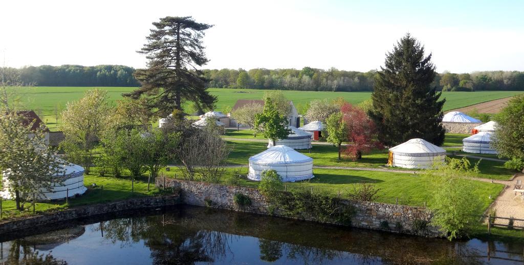 Yourte Nomade-Lodge Les Ecrennes Dış mekan fotoğraf